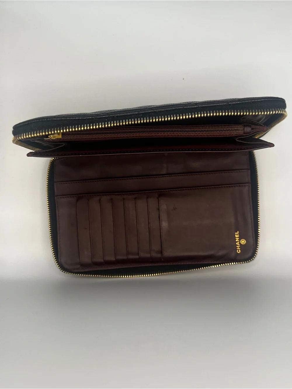 Chanel Classic Caviar Quilted Zip Around Wallet Black Gold Hardware